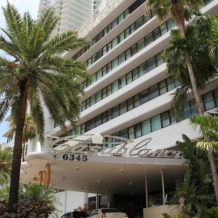 Private Apartments At The Casablanca Miami Beach Exteriör bild