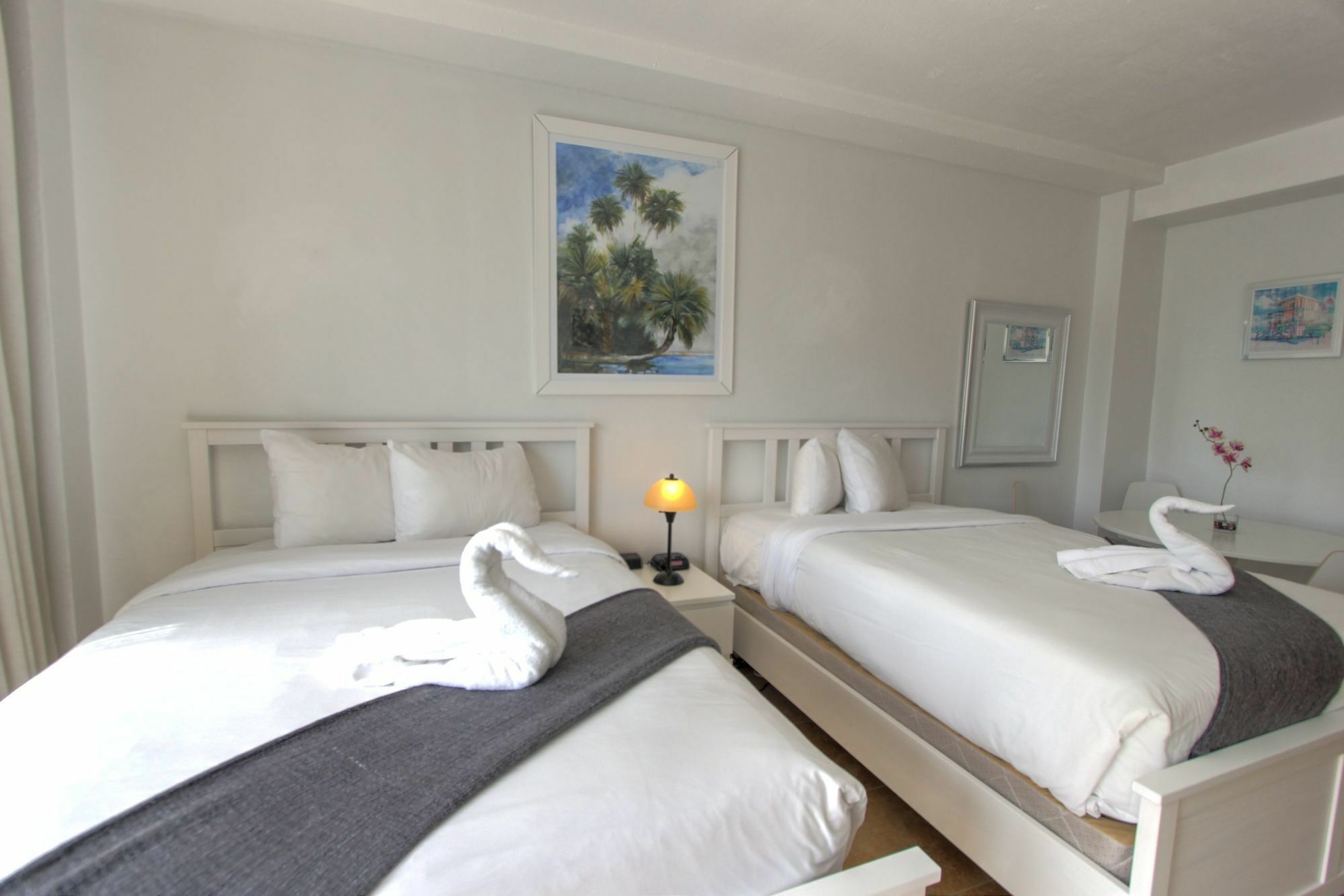 Private Apartments At The Casablanca Miami Beach Exteriör bild