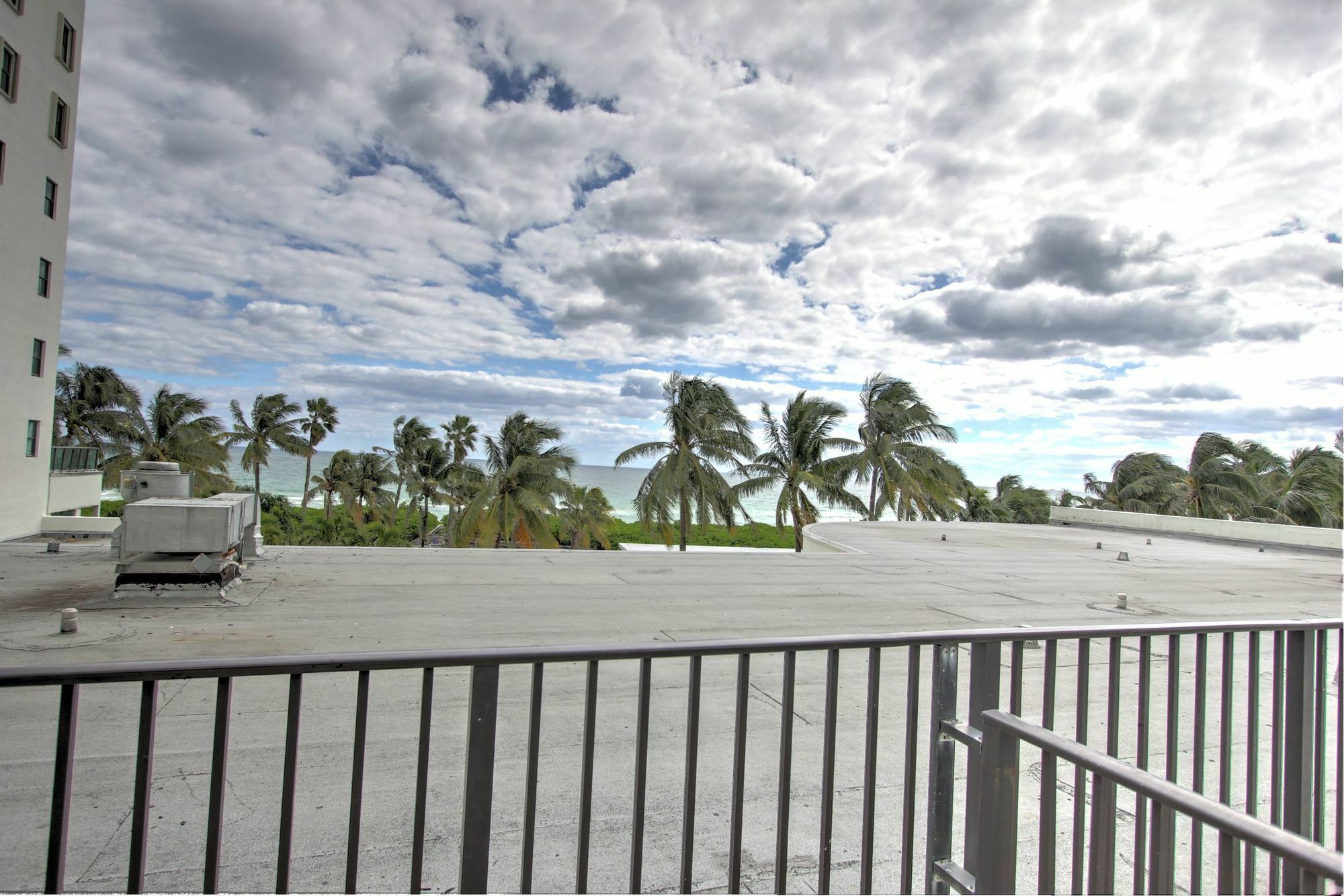 Private Apartments At The Casablanca Miami Beach Exteriör bild