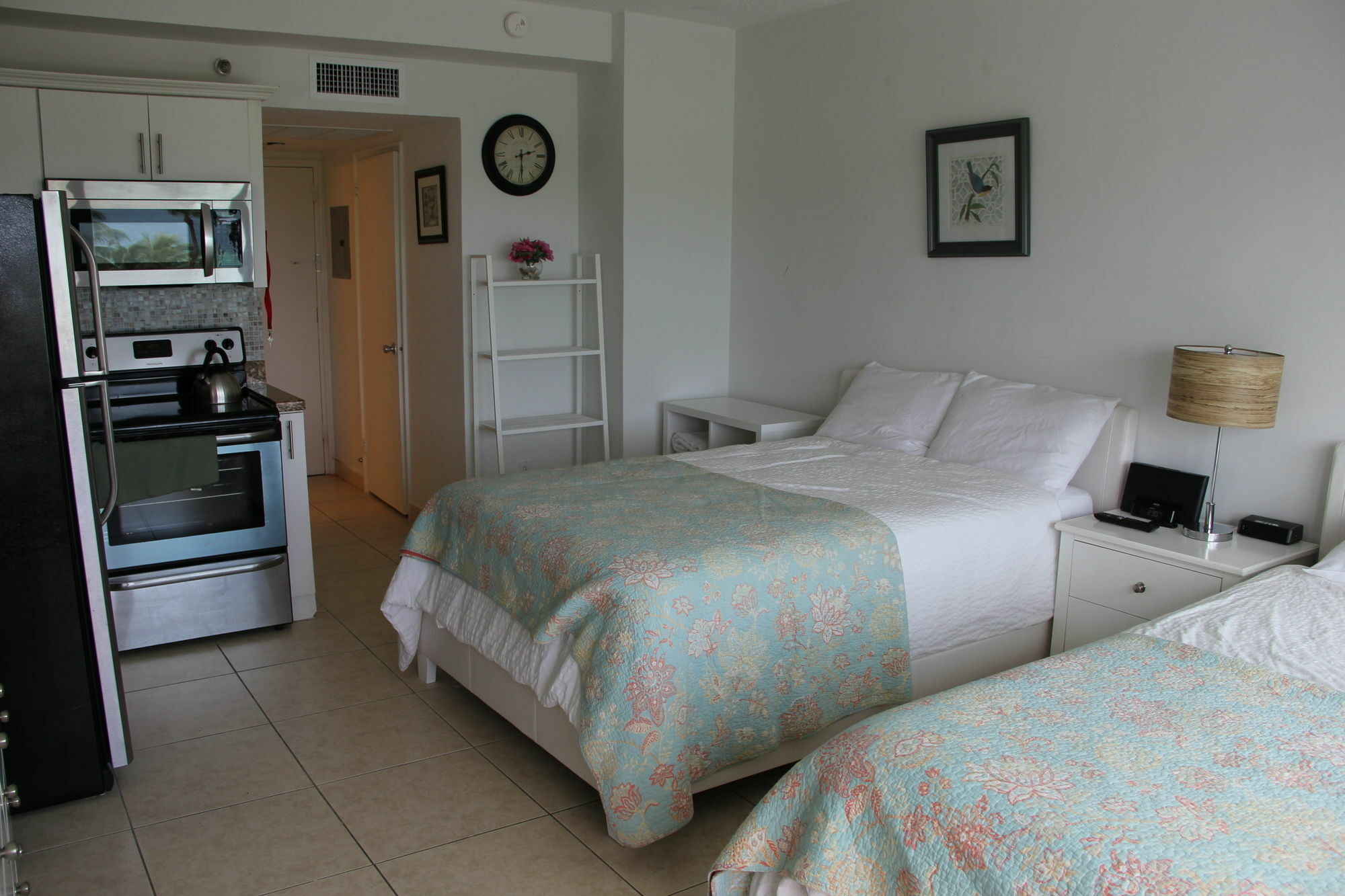 Private Apartments At The Casablanca Miami Beach Exteriör bild