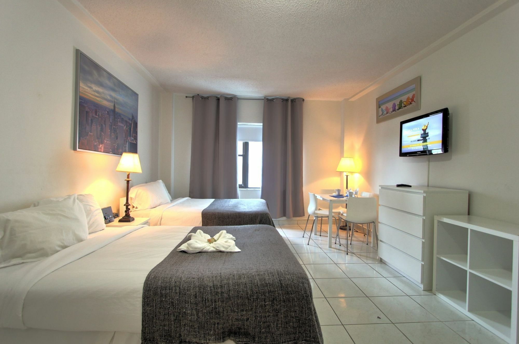 Private Apartments At The Casablanca Miami Beach Exteriör bild