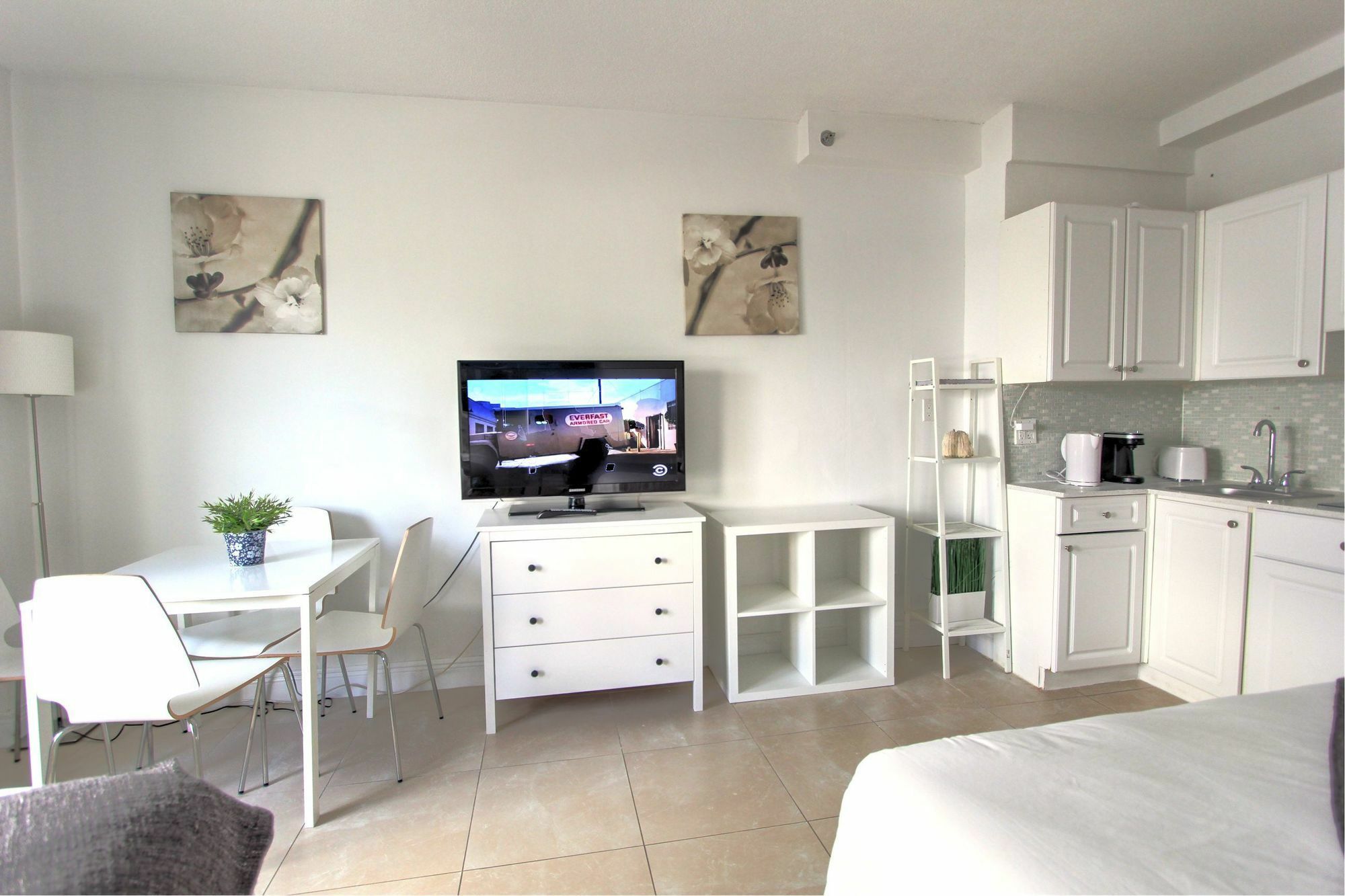 Private Apartments At The Casablanca Miami Beach Exteriör bild