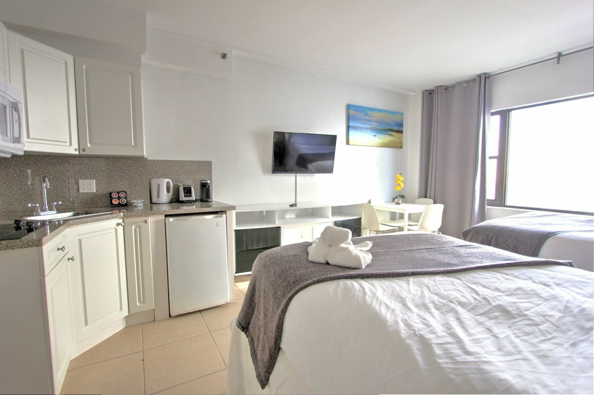 Private Apartments At The Casablanca Miami Beach Exteriör bild