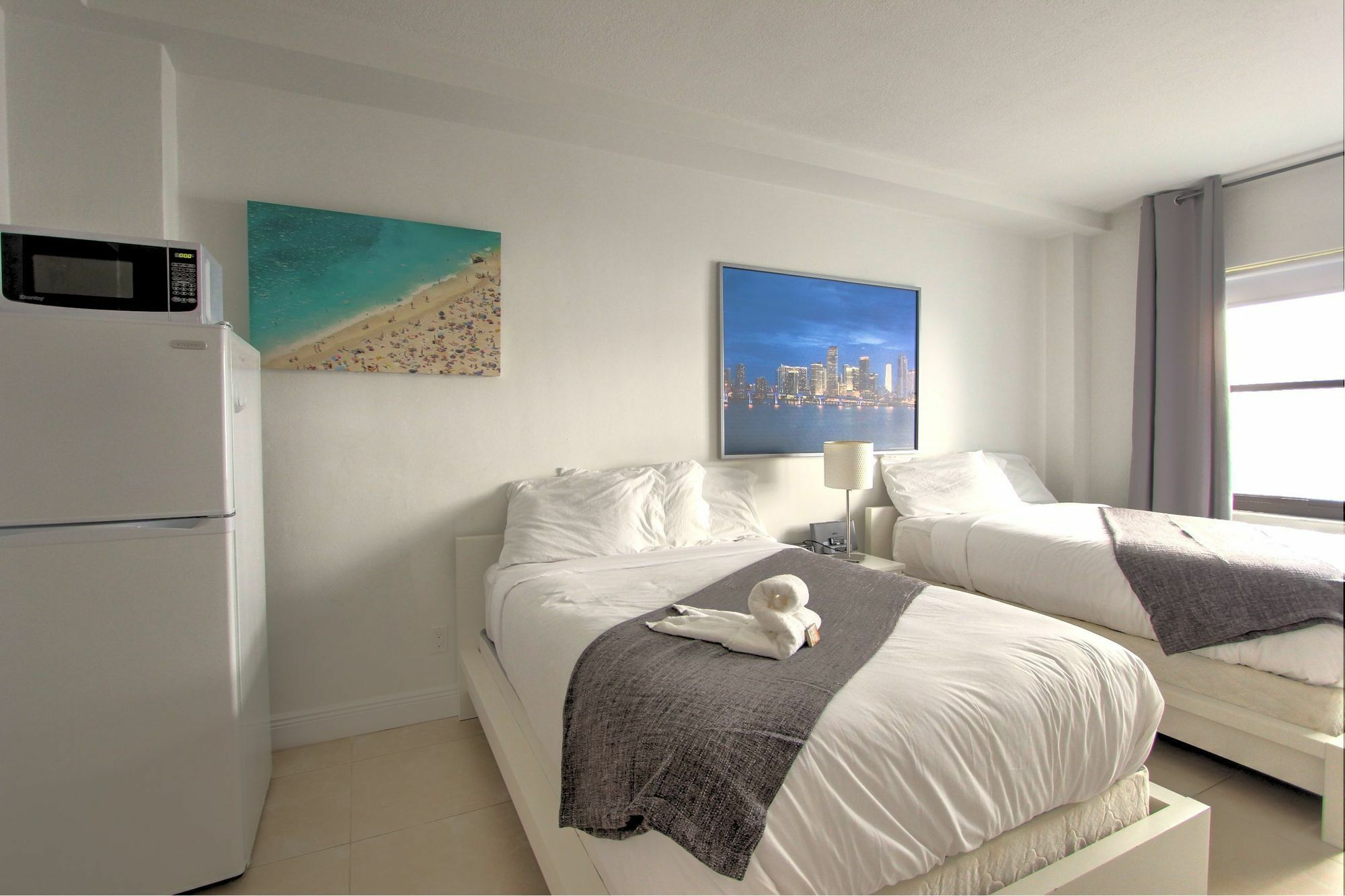 Private Apartments At The Casablanca Miami Beach Exteriör bild