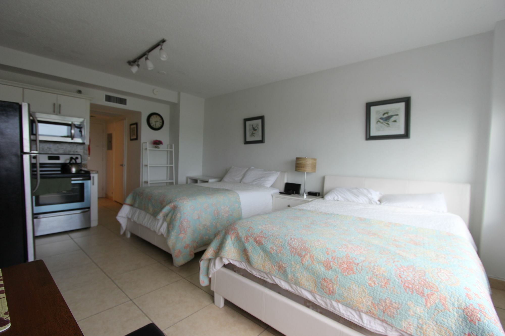 Private Apartments At The Casablanca Miami Beach Exteriör bild
